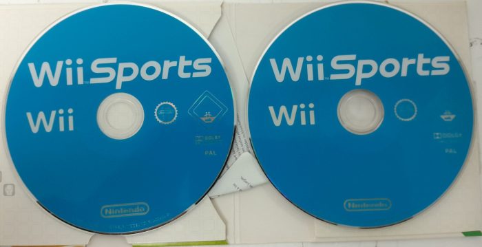 Nintendo Wii Sports & Wii Fit RVL-006 - Image 4
