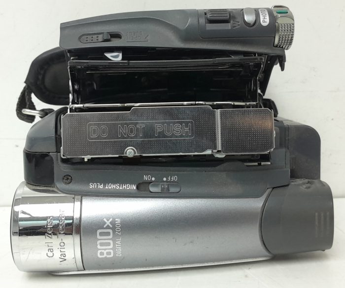 Sony Camcorder 2X Optical Zoom DCR-HC35E - Image 5