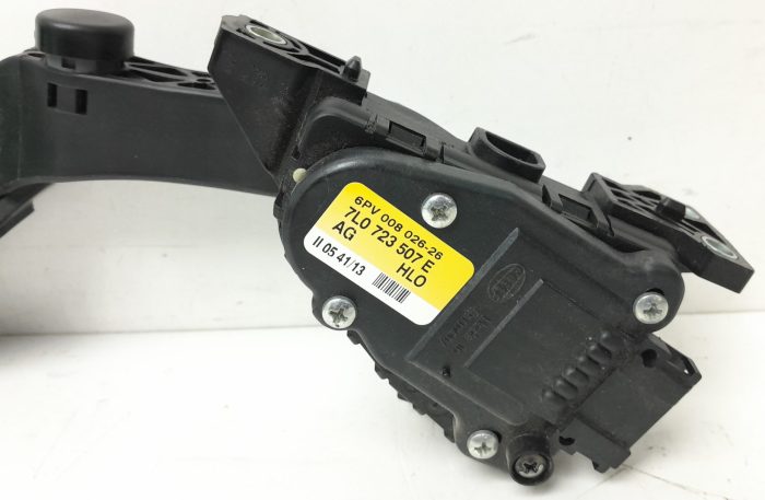 Porsche Accelerator Pedal Throttle Sensor 7L0723507E - Image 3