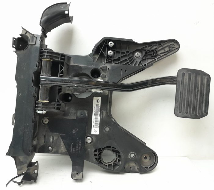 Porsche Cayenne Brake Pedal 7P0723031AL - Image 2
