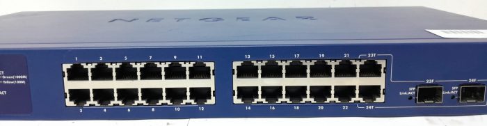 Netgear	Smart Gigabit Switch 24 Port Prosafe GS724T v3 With GMFP083-VSL05 Transciever - Image 6
