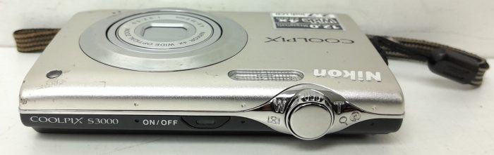 Nikon Digital Camera 4X Wide Optical Zoom 10.0MP CoolPix S3000 - Image 5
