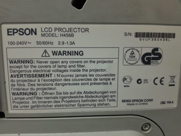 Epson Projector HDMI VGA with 1651 Lamp Hours Used EB-470 H456B - Image 3