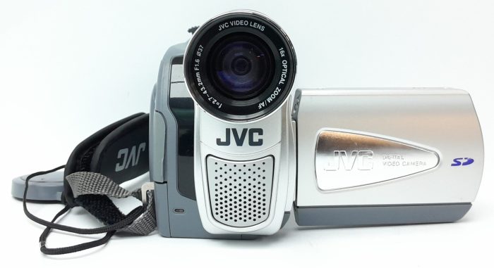 JVC Digital Video Camera GR-D70EK - Image 2