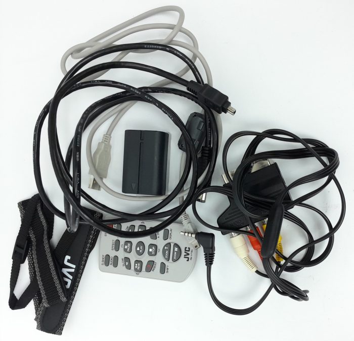 JVC Digital Video Camera GR-D70EK - Image 5