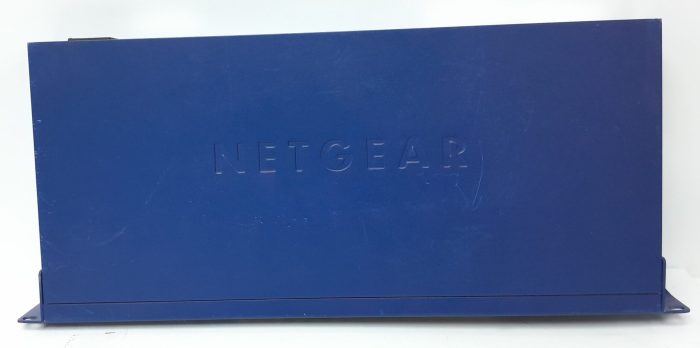 Netgear	Smart Gigabit Switch 24 Port Prosafe GS724T v3 - Image 5