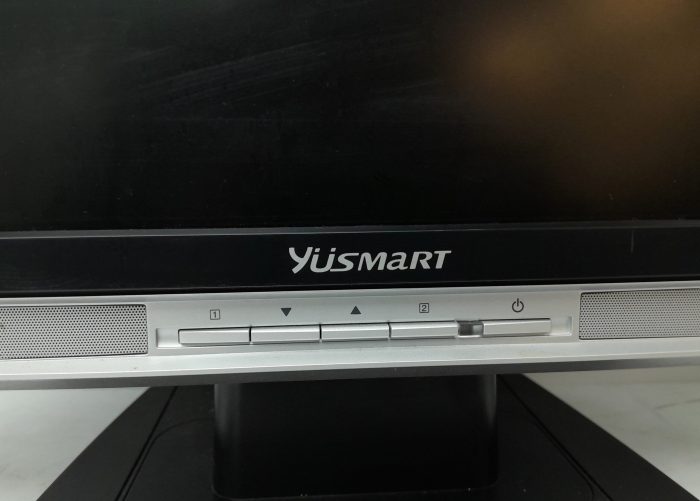 YuSmart 19" VGA Monitor 198LP-X - Image 6