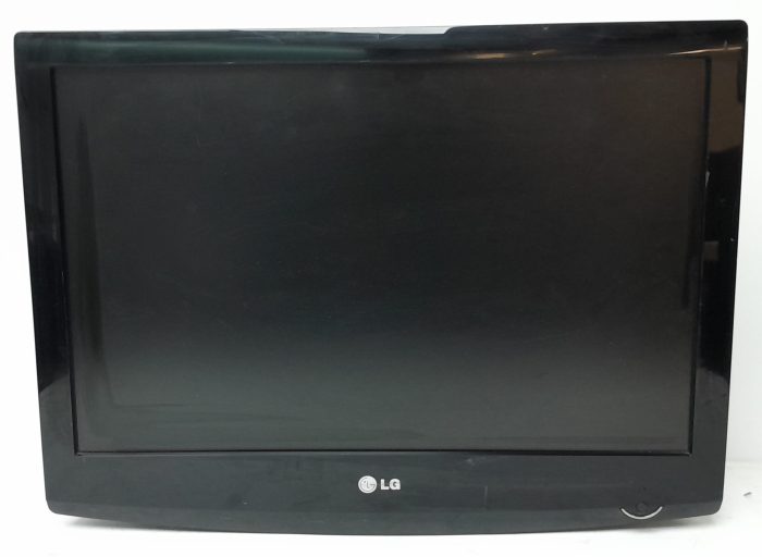 LG 19" HDMI VGA Monitor 19LG3000-ZA - Image 2