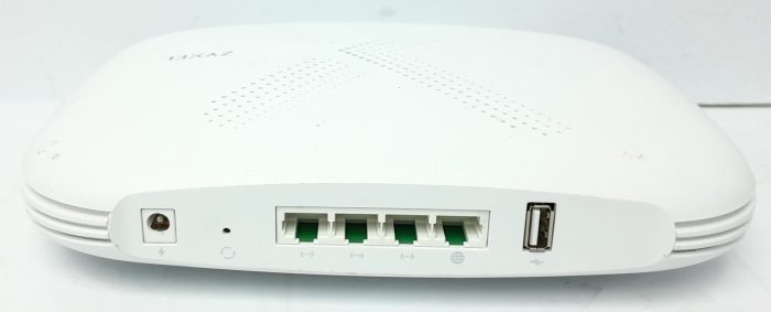 ZyXEL Tri-Band WiFi System Multy X AC3000 WSQ50 - Image 5