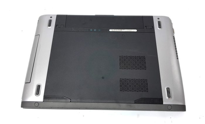 Dell_Vostro_3560_9