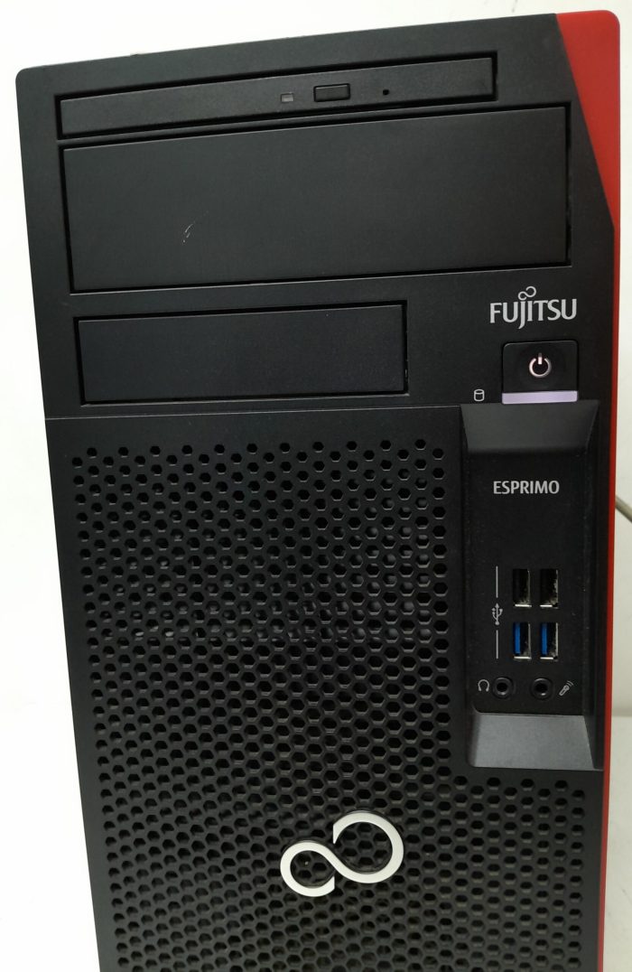 Fujitsu_Esprimo_P557_3