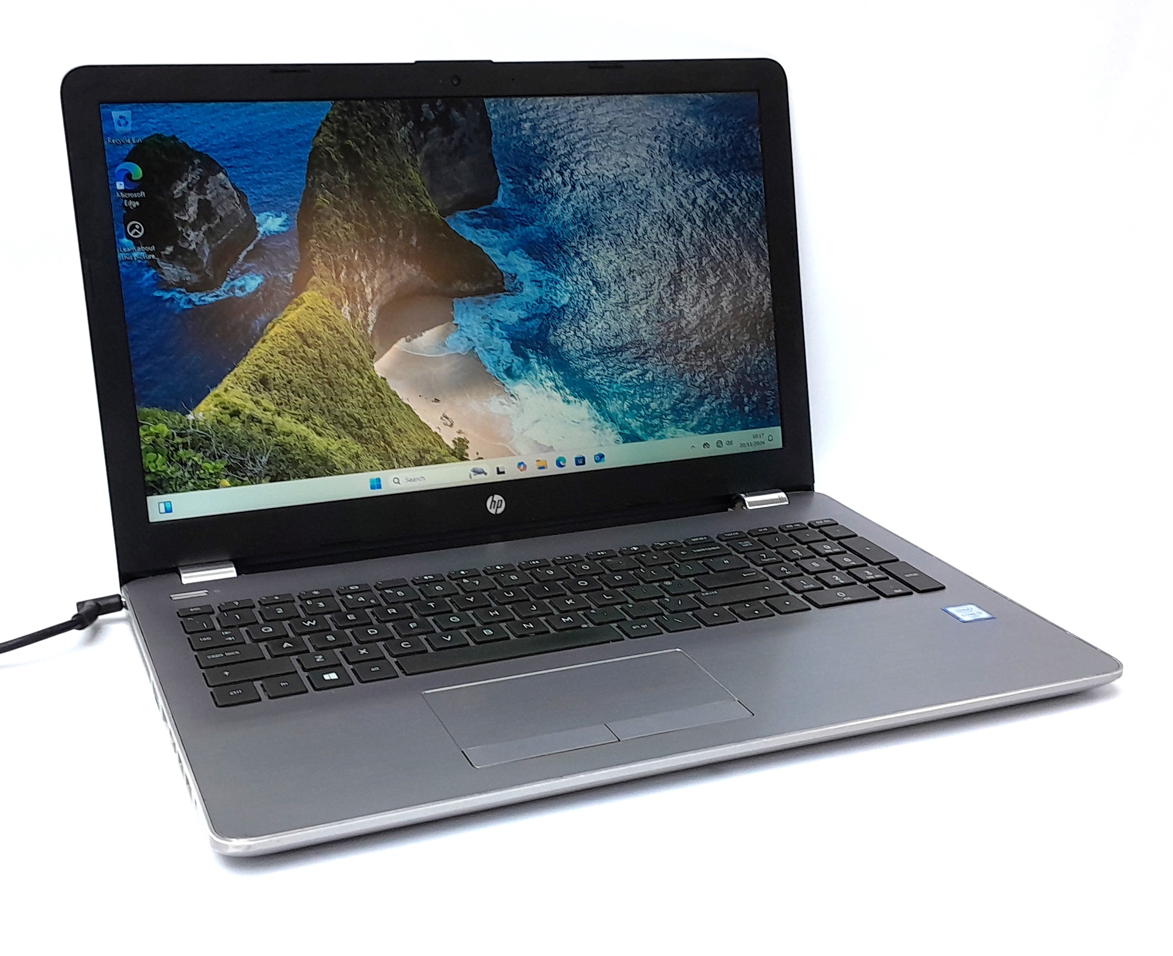 HP_250_G6_1.jpg HP_250_G6_1