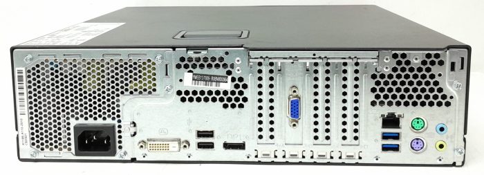 Lenovo_Esprimo_D556_5