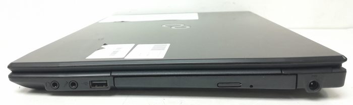 Lifebook_A544_4
