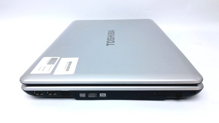 Toshiba_Satellite_L450d_6
