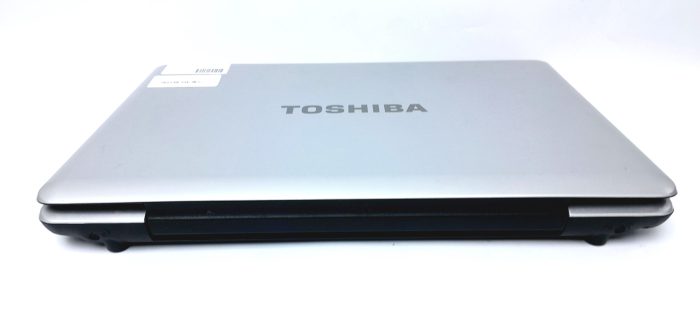 Toshiba_Satellite_L450d_7
