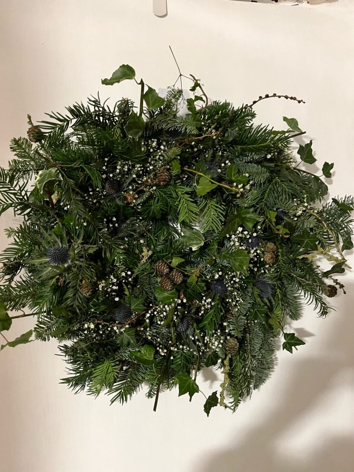 Fresh Christmas Wreath - Image 7