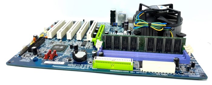 Gigabyte Motherboard Intel Pentium 4 With I/O Shield GA-8S648FX-775 LGA775 DDR1 ATX - Image 7