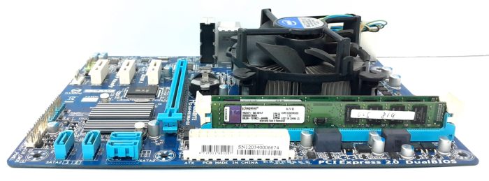 Gigabyte Motherboard Intel i3-2100 With I/O Shield GA-H61MA-D2V LGA1155 DDR3 MICRO ATX - Image 5