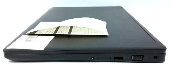 Dell_Latitude_5590_4