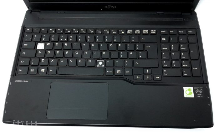 Fujitsu_Lifebook_A544_3