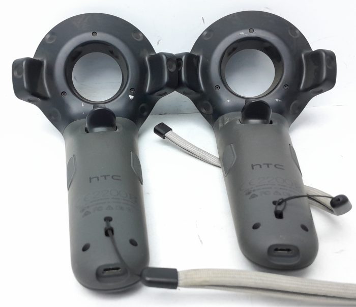 HTC Vive Controllers x2 2PR7100 - Image 4