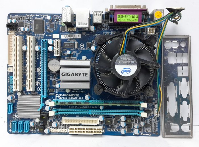 Gigabyte Motherboard Intel Pentium E5700 With I/O Shield GA-G41MT-D3 LGA775 DDR3 MICRO ATX - Image 2