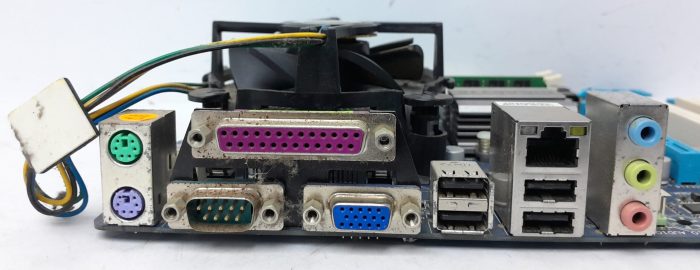 Gigabyte Motherboard Intel Pentium E5700 With I/O Shield GA-G41MT-D3 LGA775 DDR3 MICRO ATX - Image 5