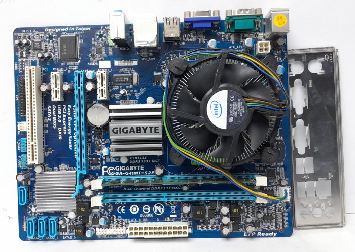 Gigabyte Motherboard Intel Pentium E5700 With I/O Shield GA-G41MT-S2P LGA775 DDR3 MICRO ATX - Image 2