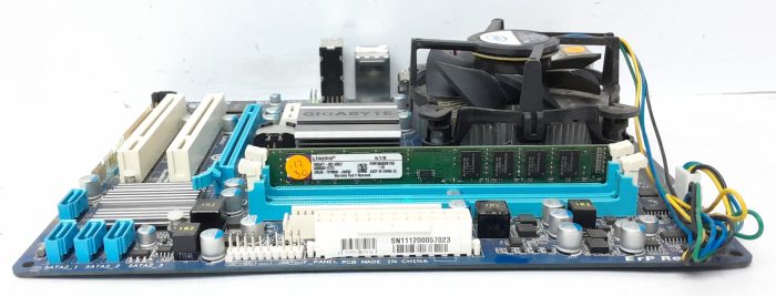 Gigabyte Motherboard Intel Pentium E5700 With I/O Shield GA-G41MT-D3 LGA775 DDR2 MICRO ATX - Image 7