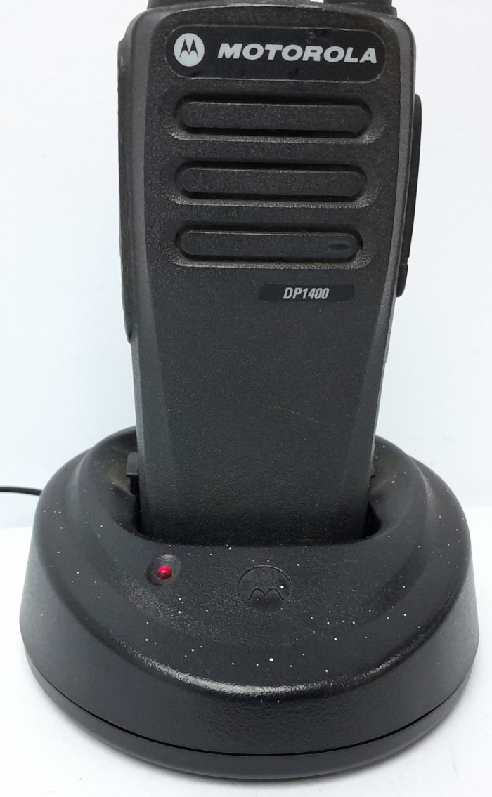 Motorola Walkie Talkie DP1400 - Image 8
