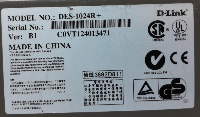 D-Link 24 Port 10/100 Fast Ethernet Switch DES-1024R+ - Image 3