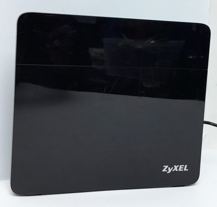 ZyXEL Wireless Router VMG8324-B10A - Image 2