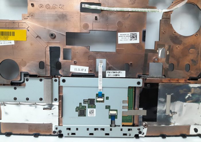 Dell Latitude E5440 Laptop Top Case & Touchpad - Image 4