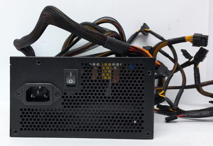 Corsair Power Supply Unit VS450 (75-001835) - Image 4