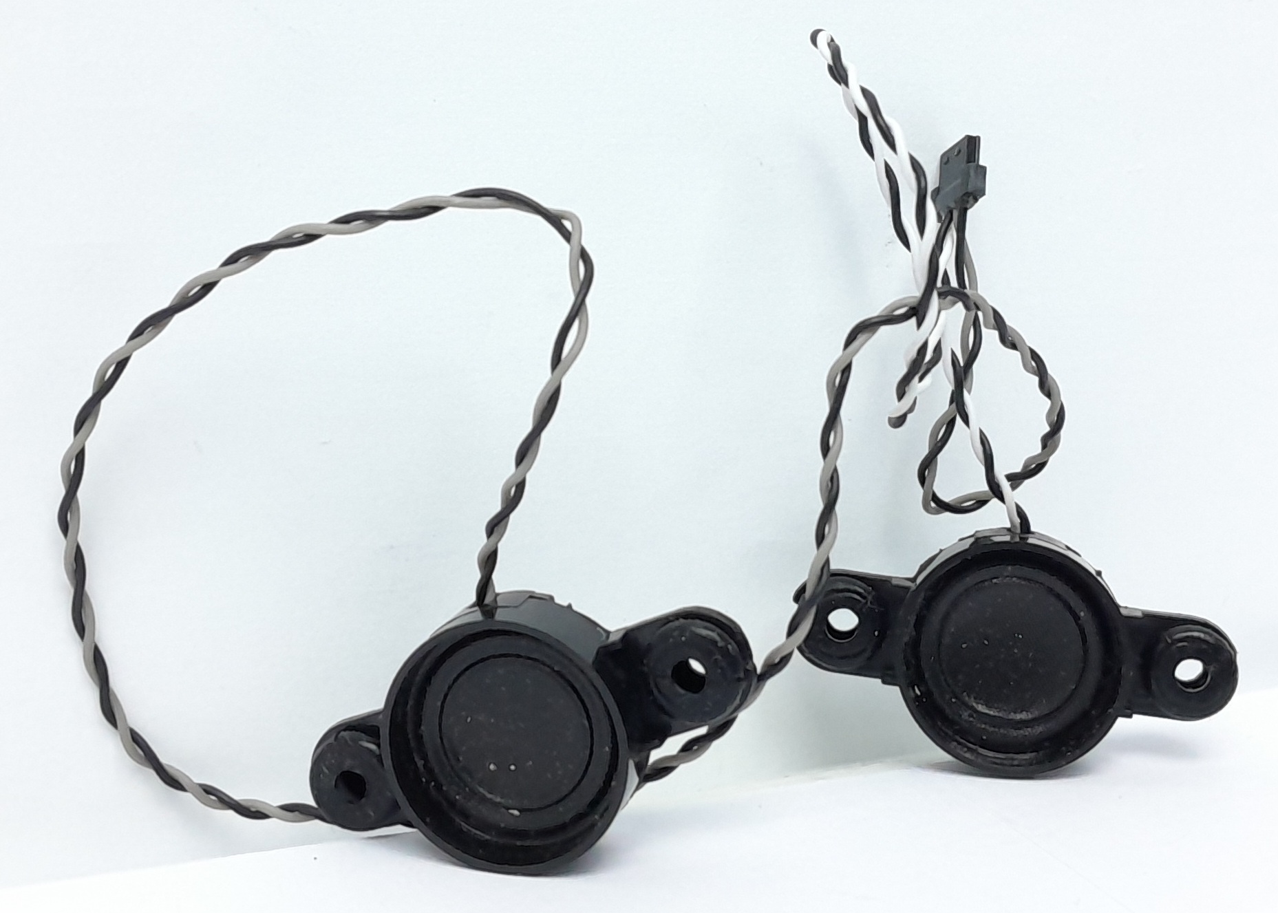 20250120_235518 Toshiba Satellite Pro C50-A-1MX Laptop Speakers - Image 1