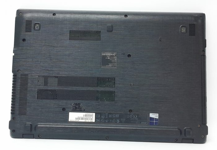 Acer_Travelmate_P257_5
