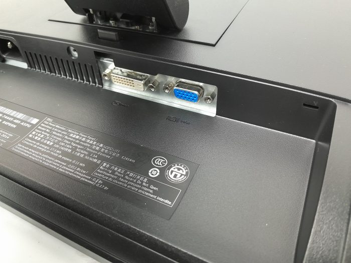 Dell_E2414ht_4