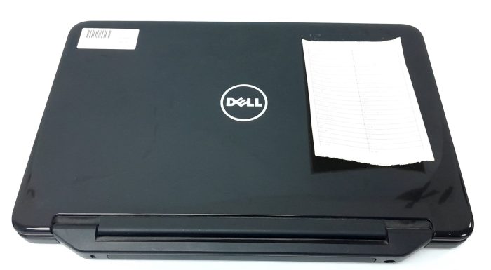 Dell_Inspiron_15-3520_7