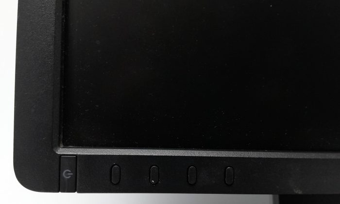 Dell_P2213t_3
