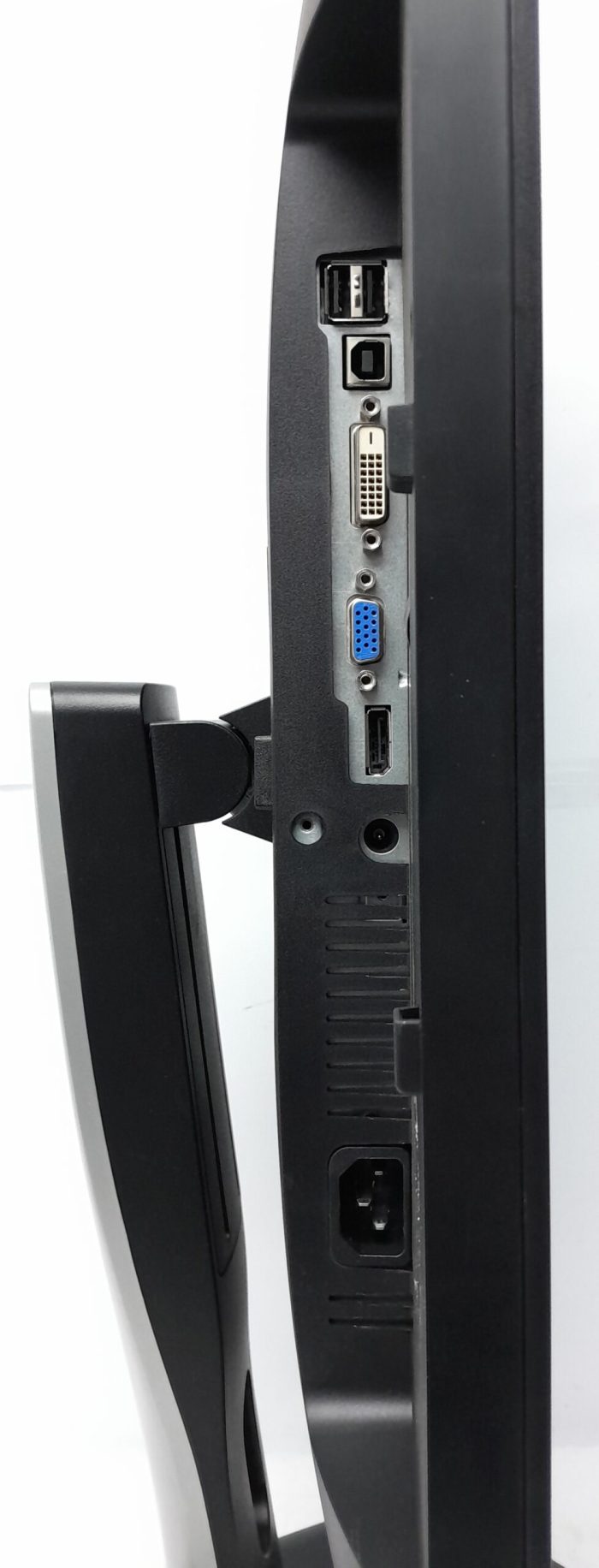 Dell_P2213t_4