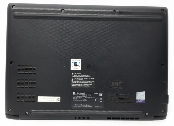 Dynabook_Portege_A30-E-1JC_5