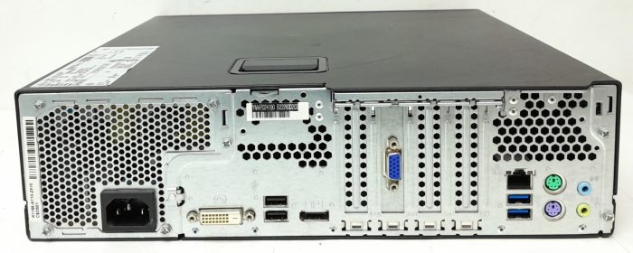 Lenovo_Esprimo_D556_5