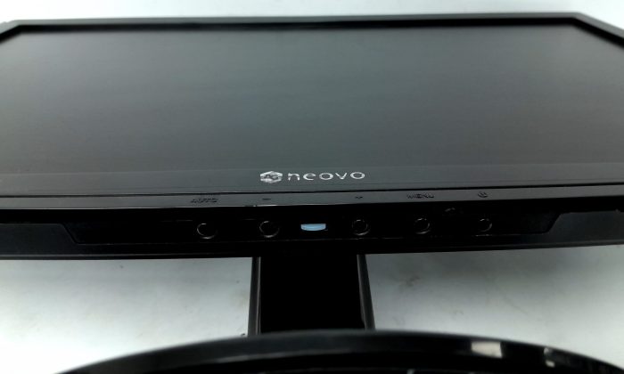 Neovo_L-w22_3
