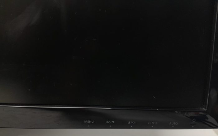 Samsung_S24d330h_3