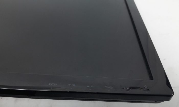 Samsung_S24d330h_3