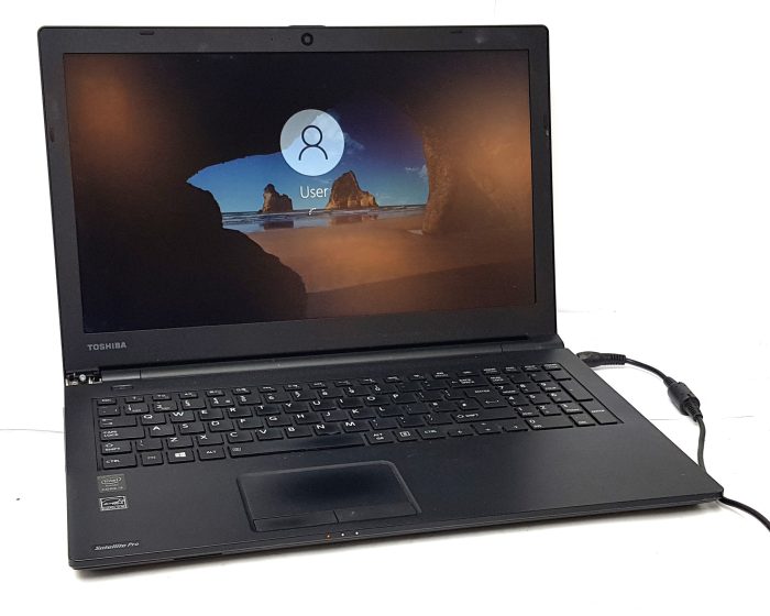 Toshiba_R50-b-12p_2