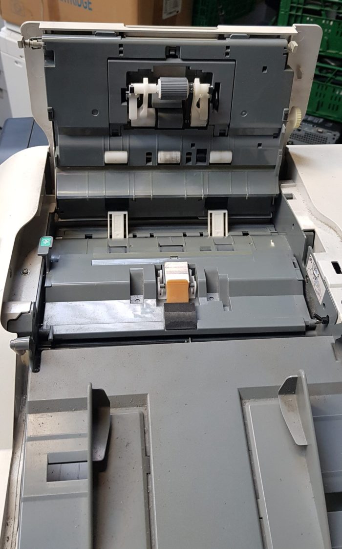 HP Color Laserjet 4730mfp - Image 11