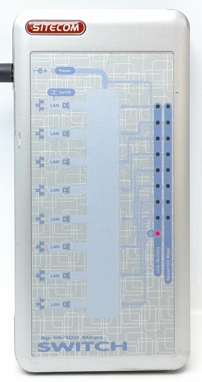 Sitecom 8 Port Network Switch LN-113 V2 UK - Image 2