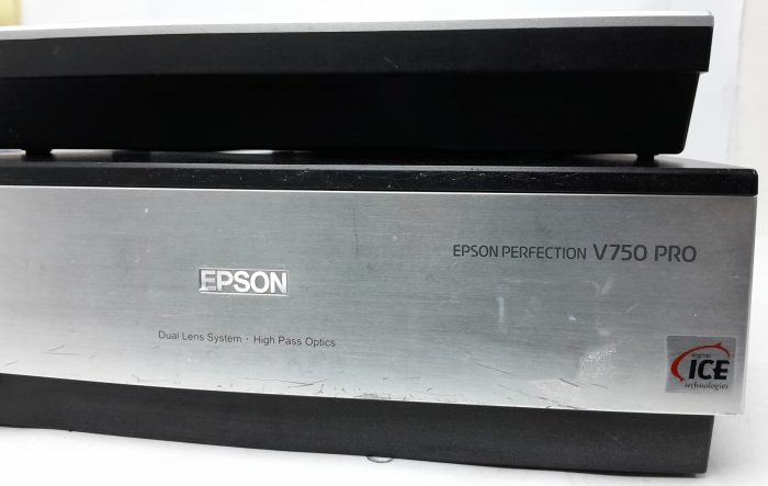 Epson Photo Flatbed Scanner PERFECTION V750 PRO (J221A) - Image 8